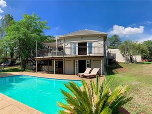 5 Bed House in Miravaal