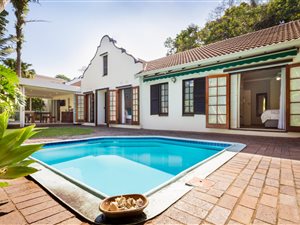 4 Bed House in Cowies Hill