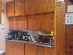 4 Bedroom House in Sunny Ridge