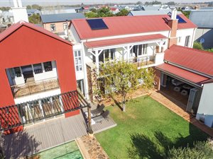 4 Bed House in Southdowns Estate