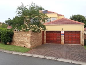 3 Bed House in Florida Glen