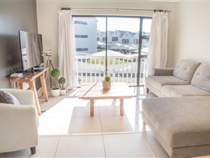 2 Bed Apartment in Emberton Estate