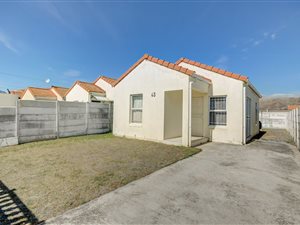3 Bed House in Broadlands