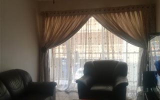 2 Bedroom Apartment in Silverton