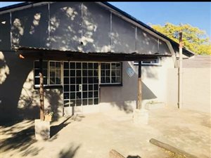 60 m² Farm in Mnandi AH