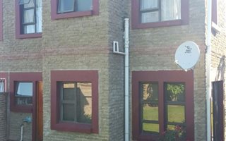 3 Bedroom Townhouse in Abbotsford