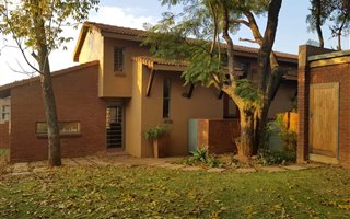 3 Bedroom Duplex in Lynnwood Ridge