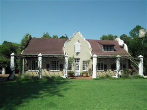 4 Bed House in Flora Park