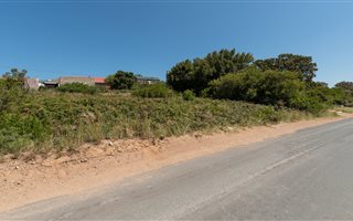 600 m² Land available in Pringle Bay