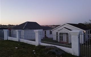 Bachelor apartment in Haven Hills