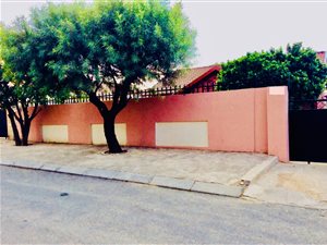 3 Bed House in Rabie Ridge