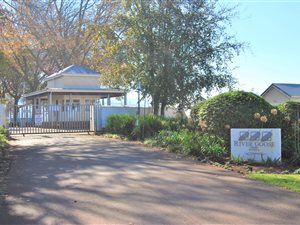 1437 m² Land available in Howick