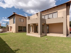 5 Bed House in Parkhaven