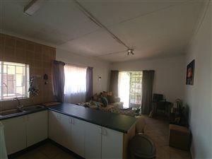 1 Bed Garden Cottage in Edleen