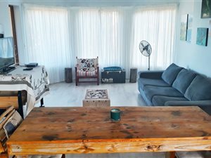 2 Bed Apartment in Seaside Longships