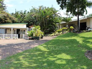 7 Bed House in Port Edward