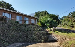 2 Bedroom House in Pumula