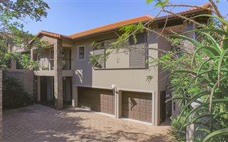 5 Bedroom House in Westbrook