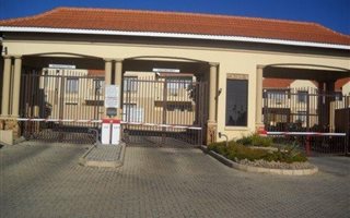 1 Bedroom Apartment in Esther Park
