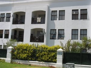 2 Bed Apartment in Stellenbosch Central