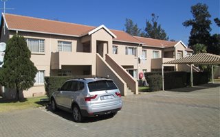 2 Bedroom Townhouse in Brackendowns