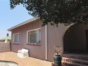3 Bed House in Malvern