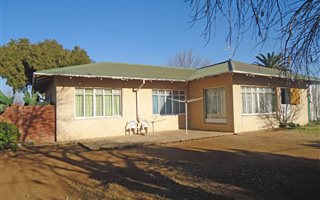 3 Bedroom House in Park West