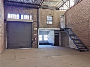 310 m² Industrial space in Village Main