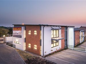 236 m² Commercial space in Fourways