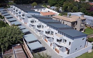 4 Bedroom Apartment in Linksfield