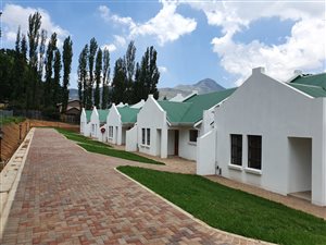 2 Bed Townhouse in Clarens