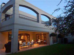 5 Bedroom House in Kyalami Estate