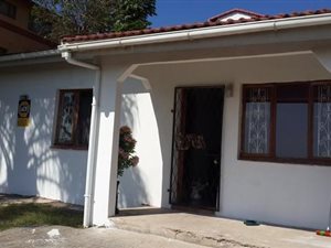 3 Bed House in Umhlatuzana