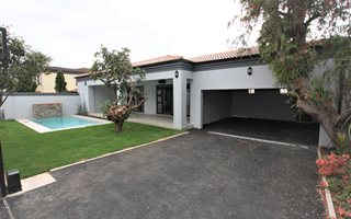 3 Bedroom Townhouse in Durban North