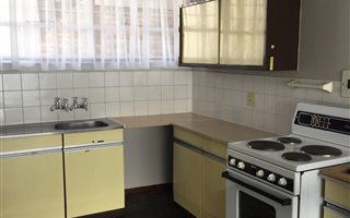 2 Bedroom Flat in Alberton