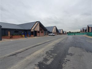 1005 m² Industrial space in Dainfern