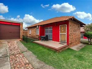 3 Bed Townhouse in Reefhaven