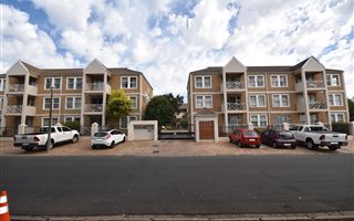 2 Bedroom Apartment in Durbanville Central