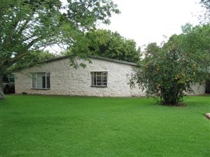 4 ha Farm in Boschkop