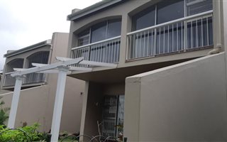 3 Bedroom Townhouse in Rouken Glen