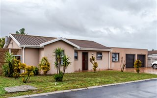 3 Bedroom House in Zonnendal