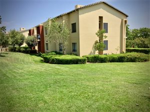 2 Bed Apartment in Jackal Creek Golf Estate