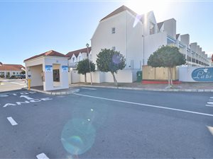 2 Bed Apartment in Whispering Pines