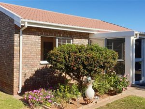 2 Bed Apartment in Oudtshoorn