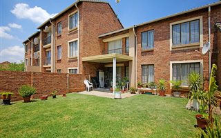 2 Bedroom Apartment in Highveld