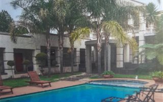 5 Bedroom House in Houghton Estate