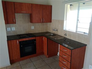 1 Bed Apartment in Klippoortje