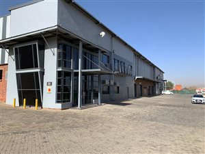 721 m² Industrial space in Laser Park