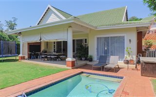 4 Bedroom Simplex in Kindlewood Estate