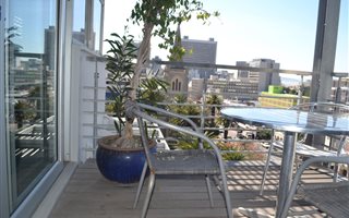 Office space in Gardens